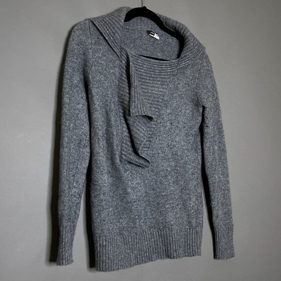 J.‎ Crew Zipper On Front Right Gray Sweater Wool/Cashmere/Nylon Blend Size Small - Picture 1 of 9